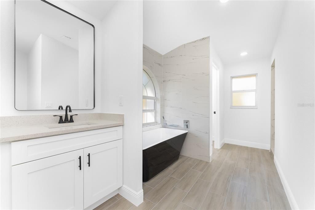 For Sale: $359,000 (3 beds, 2 baths, 1980 Square Feet)