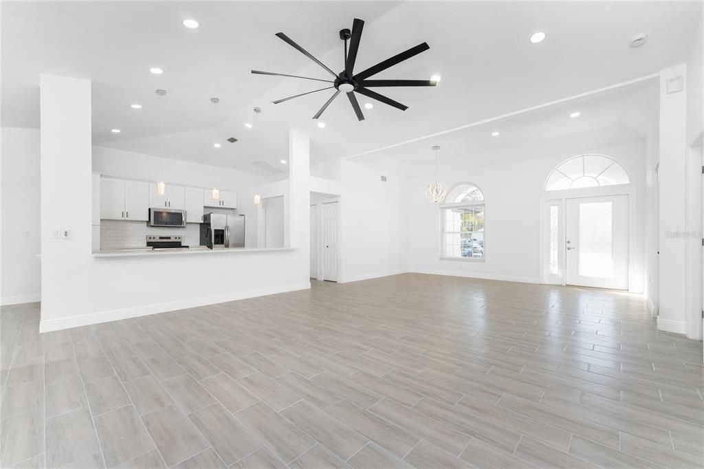 For Sale: $359,000 (3 beds, 2 baths, 1980 Square Feet)