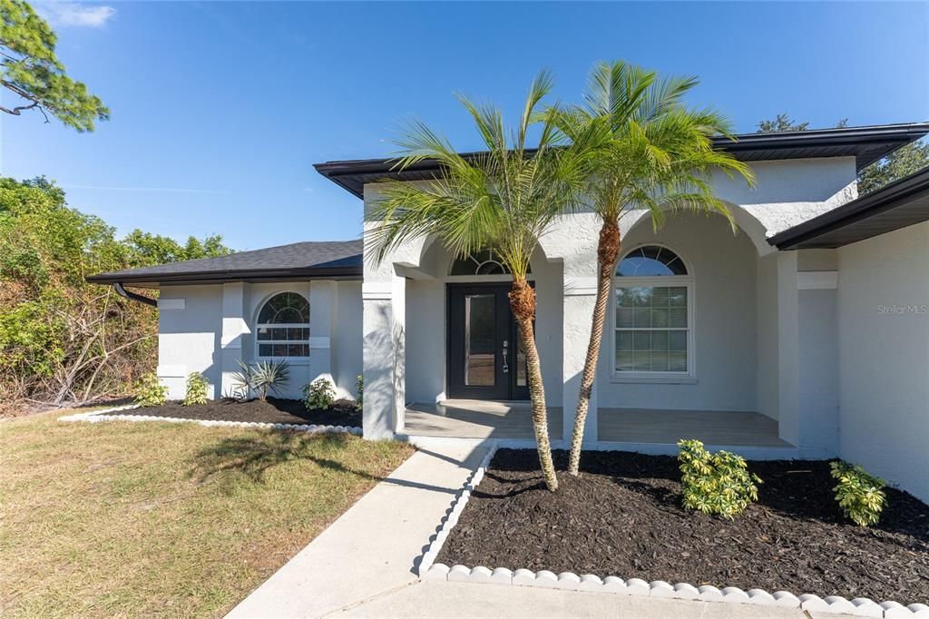 For Sale: $359,000 (3 beds, 2 baths, 1980 Square Feet)