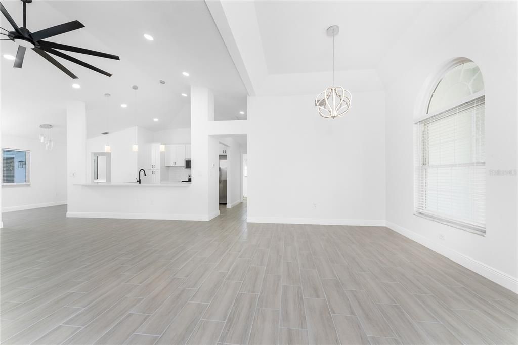 For Sale: $359,000 (3 beds, 2 baths, 1980 Square Feet)