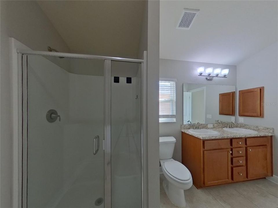 出租: $2,039 (4 贝兹, 2 浴室, 1846 平方英尺)