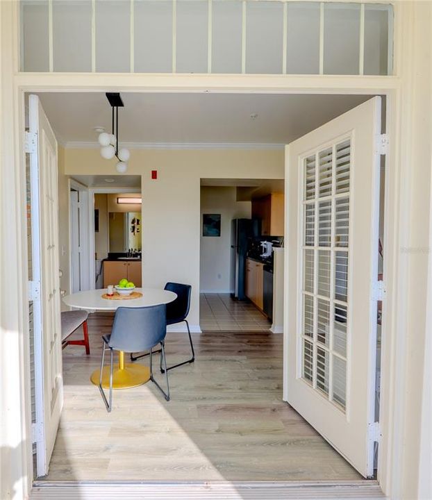 На продажу: $256,000 (1 спален, 1 ванн, 792 Квадратных фут)