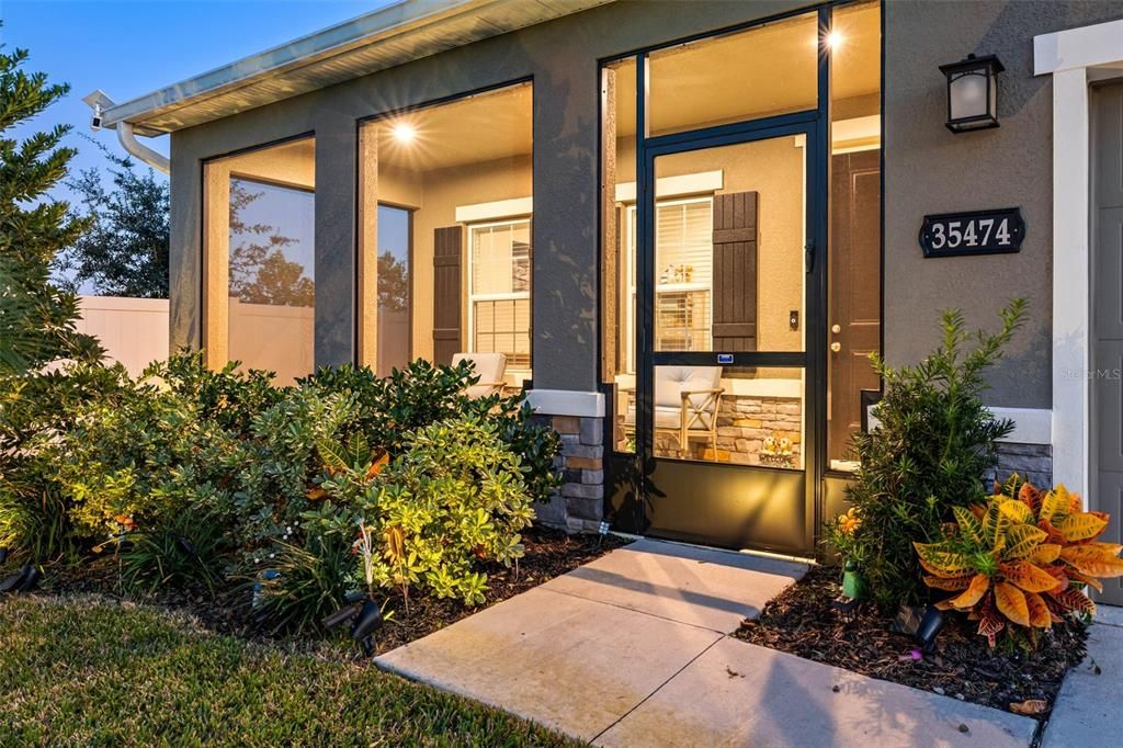 En Venta: $643,000 (5 camas, 4 baños, 3021 Pies cuadrados)