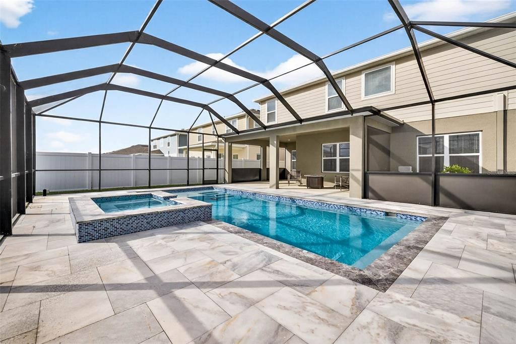 En Venta: $643,000 (5 camas, 4 baños, 3021 Pies cuadrados)