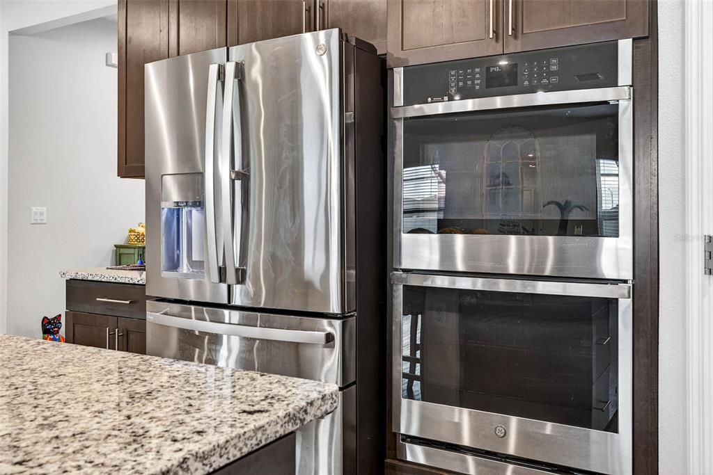 En Venta: $643,000 (5 camas, 4 baños, 3021 Pies cuadrados)