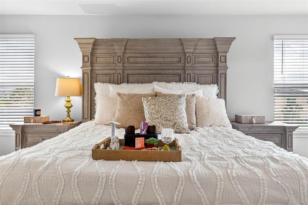 En Venta: $643,000 (5 camas, 4 baños, 3021 Pies cuadrados)