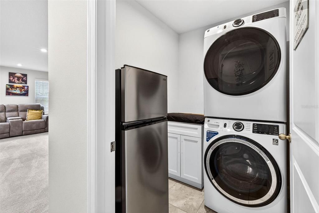 En Venta: $643,000 (5 camas, 4 baños, 3021 Pies cuadrados)