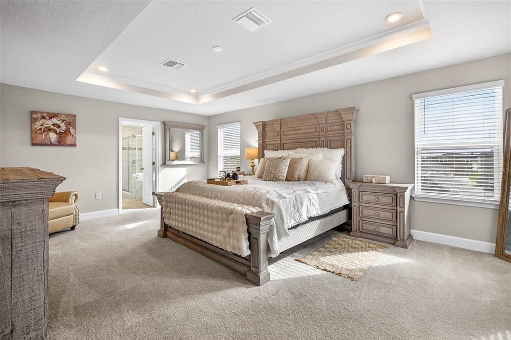 En Venta: $643,000 (5 camas, 4 baños, 3021 Pies cuadrados)