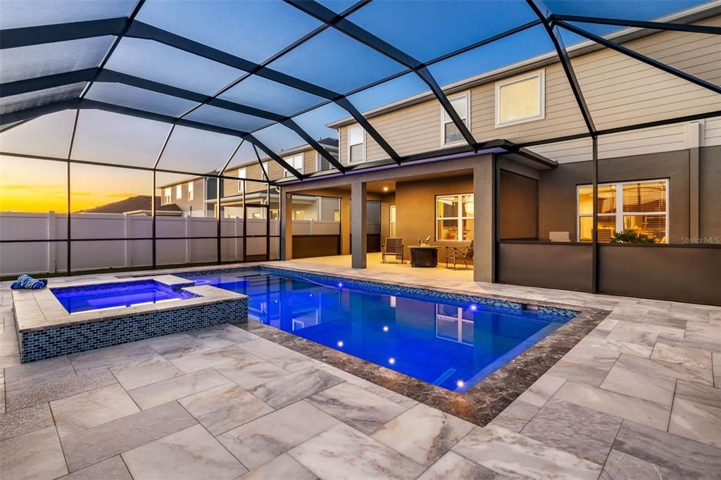 En Venta: $643,000 (5 camas, 4 baños, 3021 Pies cuadrados)