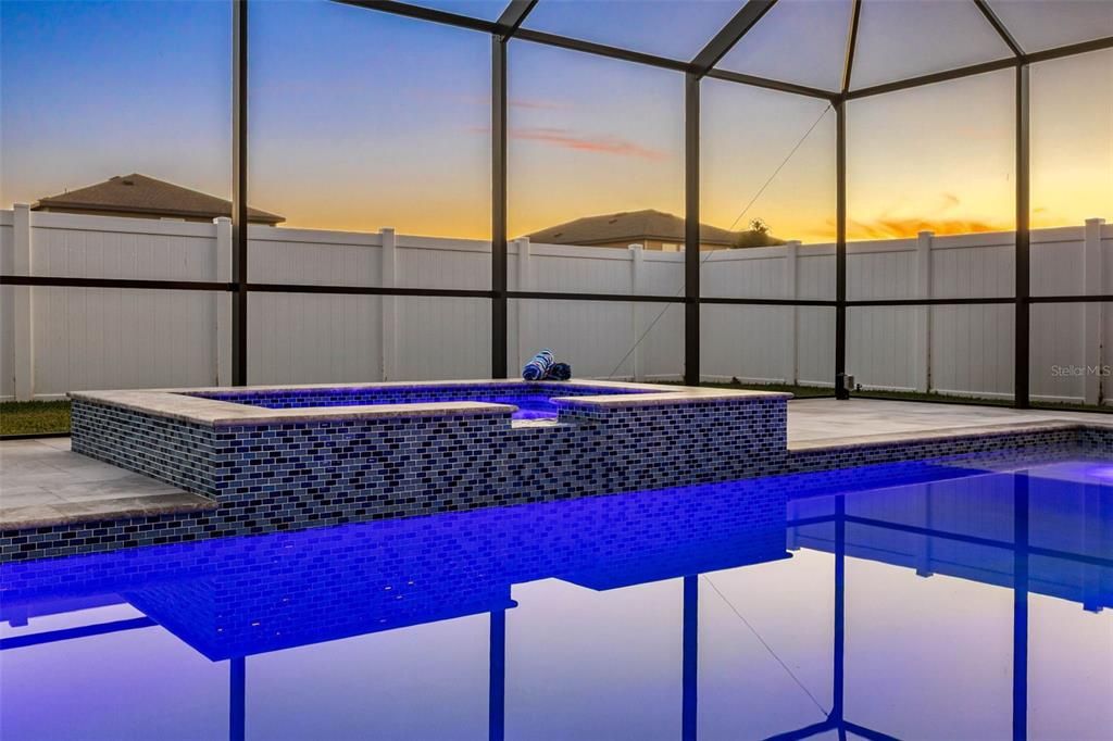 En Venta: $643,000 (5 camas, 4 baños, 3021 Pies cuadrados)