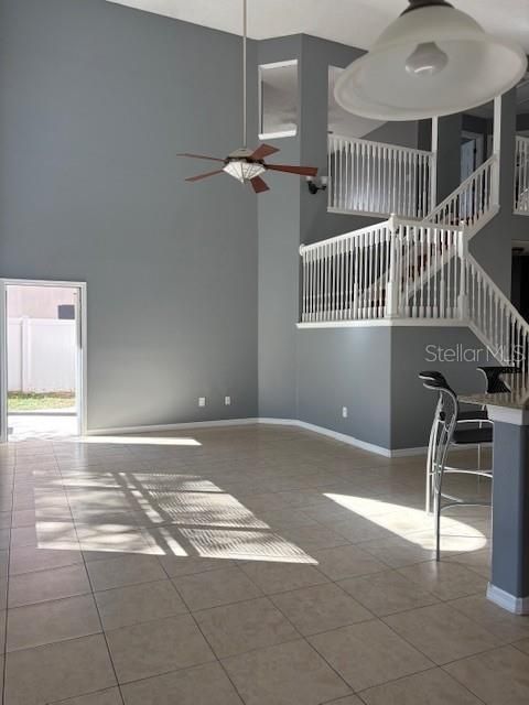 待售: $449,000 (4 贝兹, 2 浴室, 2220 平方英尺)