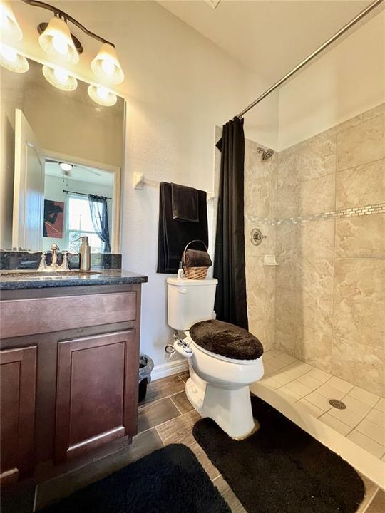 For Rent: $3,200 (5 beds, 3 baths, 3467 Square Feet)