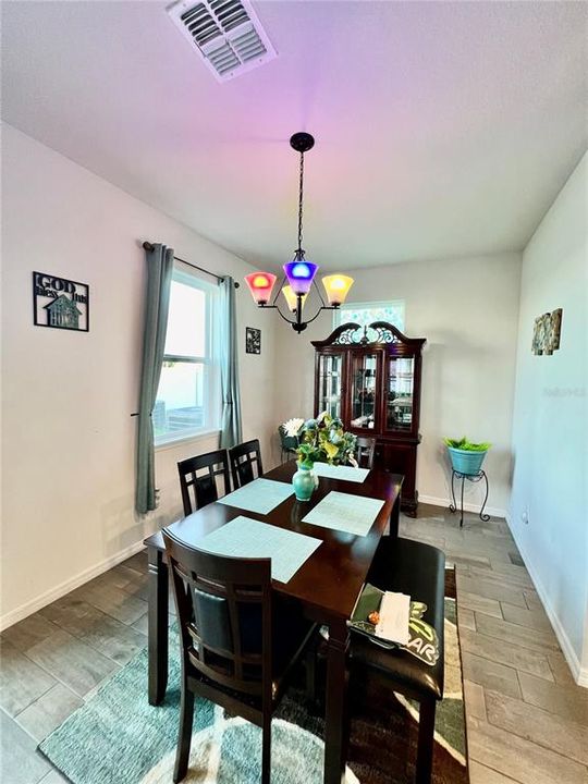 For Rent: $3,200 (5 beds, 3 baths, 3467 Square Feet)