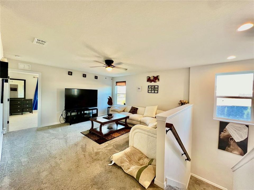 For Rent: $3,200 (5 beds, 3 baths, 3467 Square Feet)