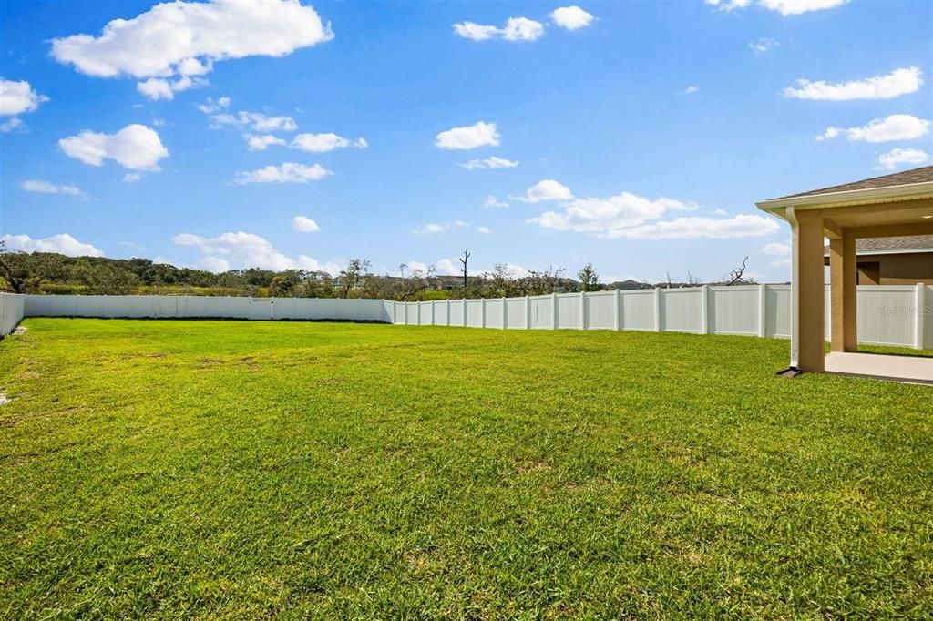 出租: $5,350 (5 贝兹, 3 浴室, 3393 平方英尺)