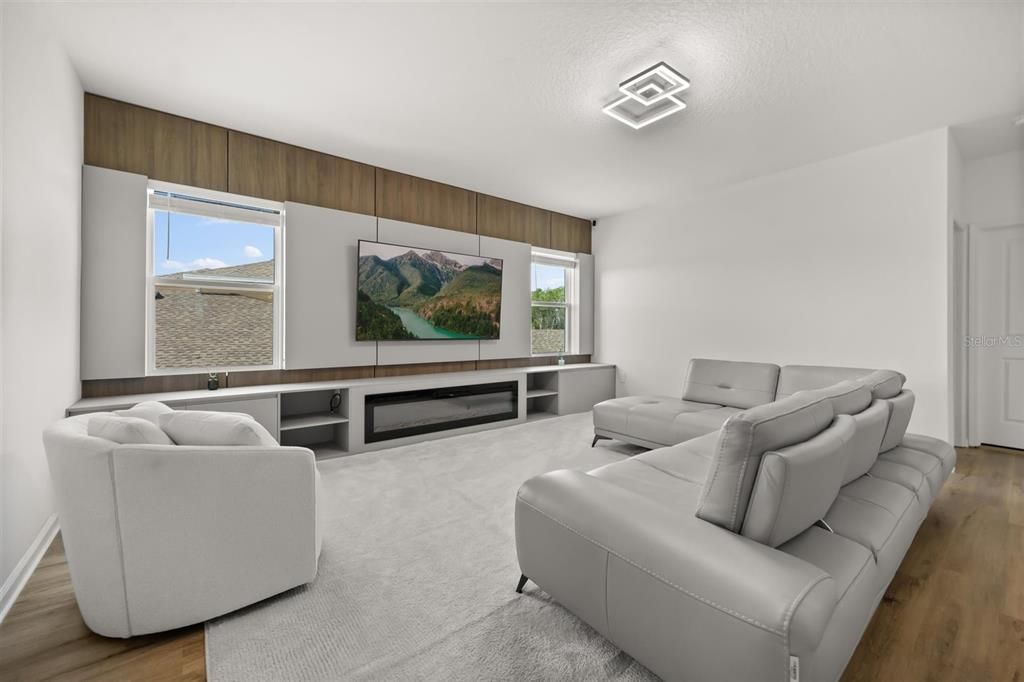 出租: $5,350 (5 贝兹, 3 浴室, 3393 平方英尺)