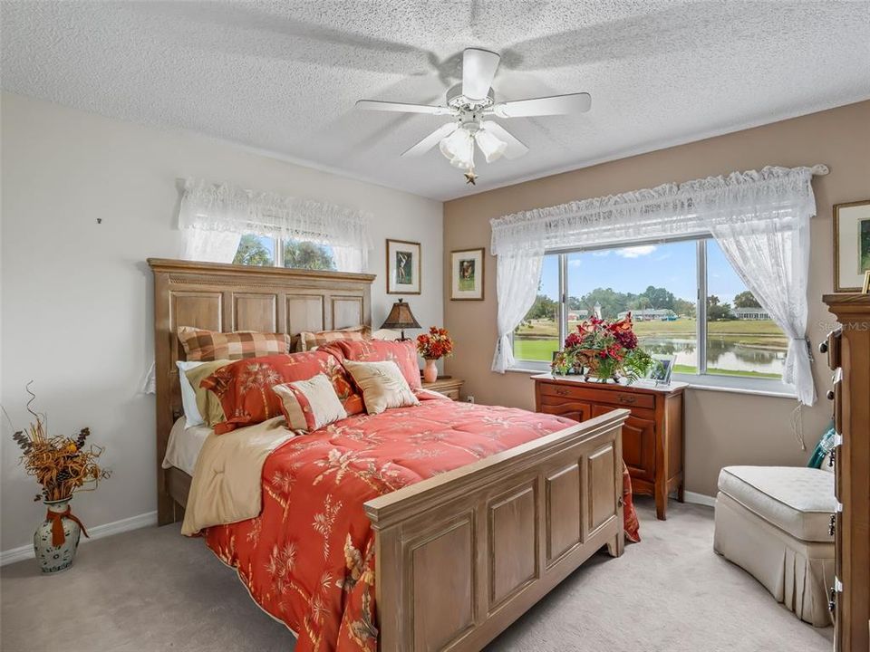 待售: $400,000 (3 贝兹, 2 浴室, 2349 平方英尺)