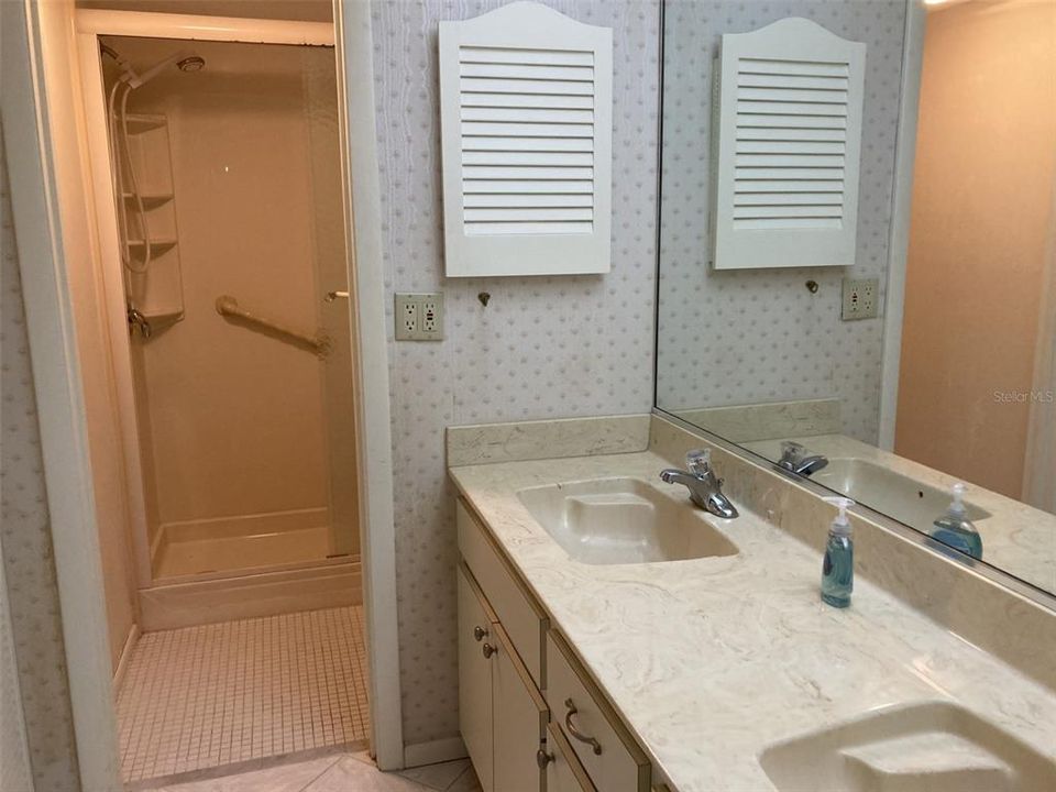 For Rent: $2,800 (2 beds, 2 baths, 1178 Square Feet)