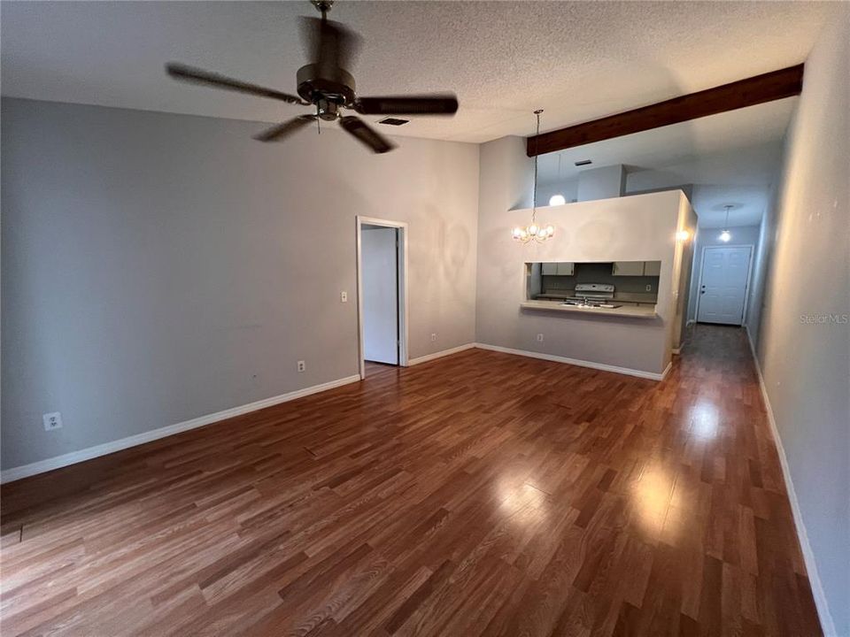 For Sale: $239,900 (3 beds, 2 baths, 1230 Square Feet)