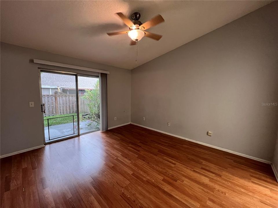 For Sale: $239,900 (3 beds, 2 baths, 1230 Square Feet)