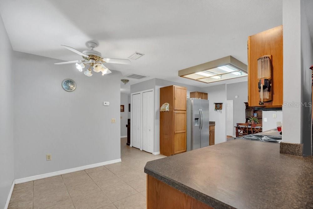For Sale: $419,900 (3 beds, 2 baths, 1940 Square Feet)