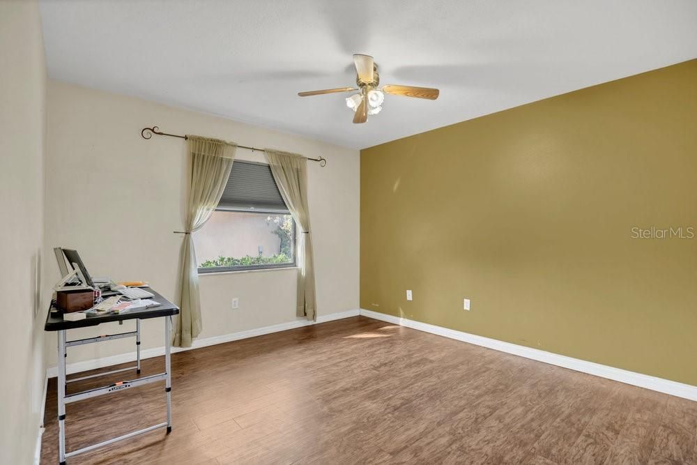 For Sale: $419,900 (3 beds, 2 baths, 1940 Square Feet)