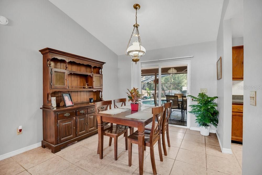 For Sale: $419,900 (3 beds, 2 baths, 1940 Square Feet)