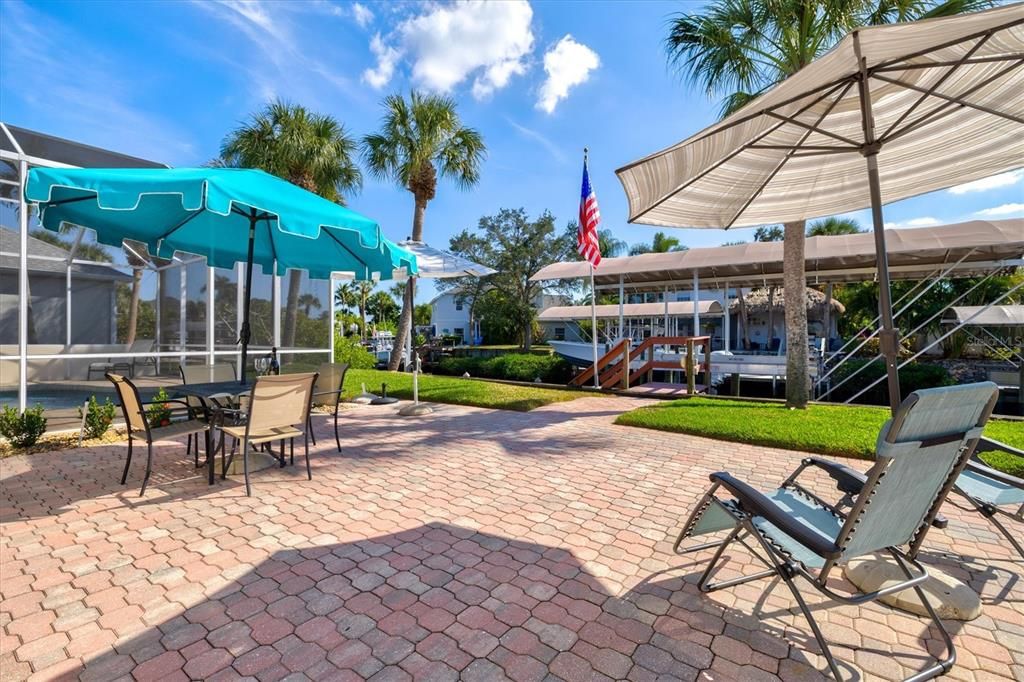 На продажу: $962,000 (3 спален, 2 ванн, 2055 Квадратных фут)