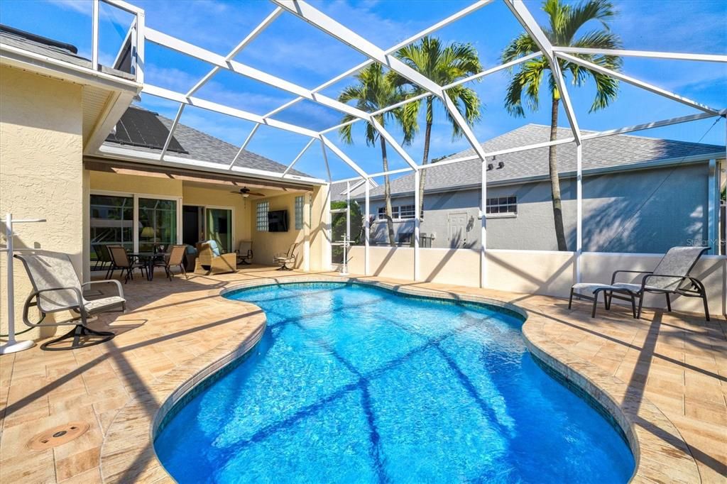 На продажу: $962,000 (3 спален, 2 ванн, 2055 Квадратных фут)