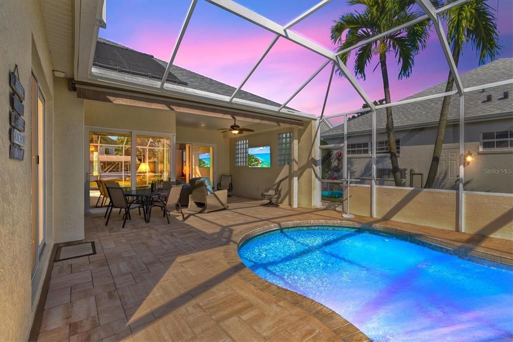 На продажу: $962,000 (3 спален, 2 ванн, 2055 Квадратных фут)