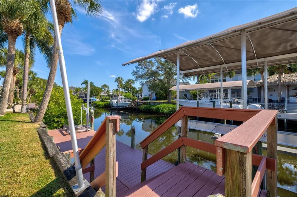 На продажу: $962,000 (3 спален, 2 ванн, 2055 Квадратных фут)