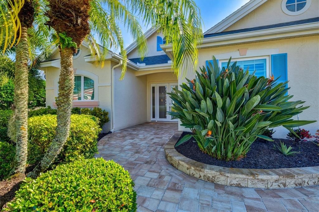 На продажу: $962,000 (3 спален, 2 ванн, 2055 Квадратных фут)