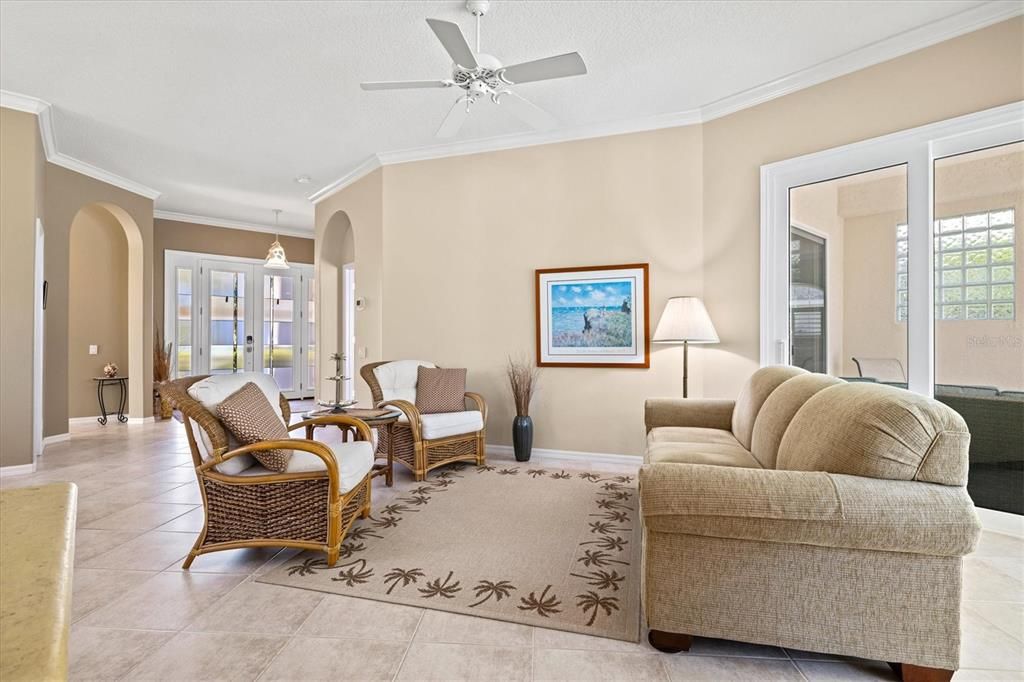 На продажу: $962,000 (3 спален, 2 ванн, 2055 Квадратных фут)