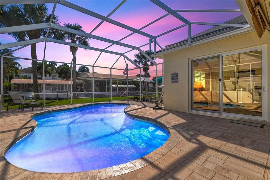 На продажу: $962,000 (3 спален, 2 ванн, 2055 Квадратных фут)