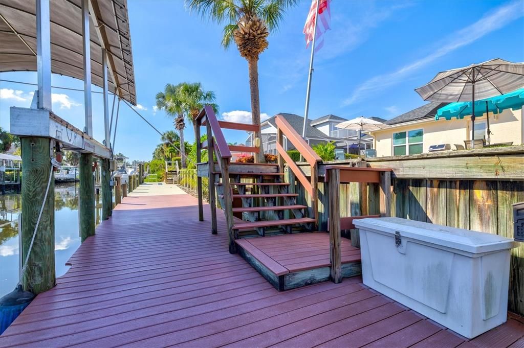 На продажу: $962,000 (3 спален, 2 ванн, 2055 Квадратных фут)