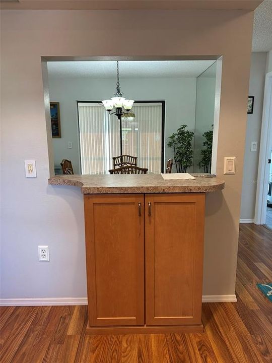 待售: $189,000 (2 贝兹, 2 浴室, 1194 平方英尺)