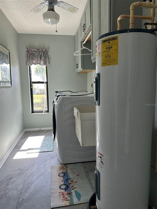 待售: $189,000 (2 贝兹, 2 浴室, 1194 平方英尺)