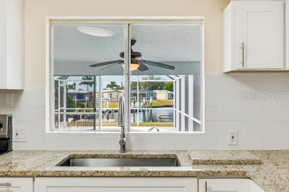 For Sale: $379,900 (3 beds, 2 baths, 1048 Square Feet)