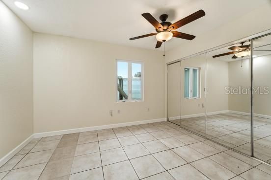 For Sale: $379,900 (3 beds, 2 baths, 1048 Square Feet)