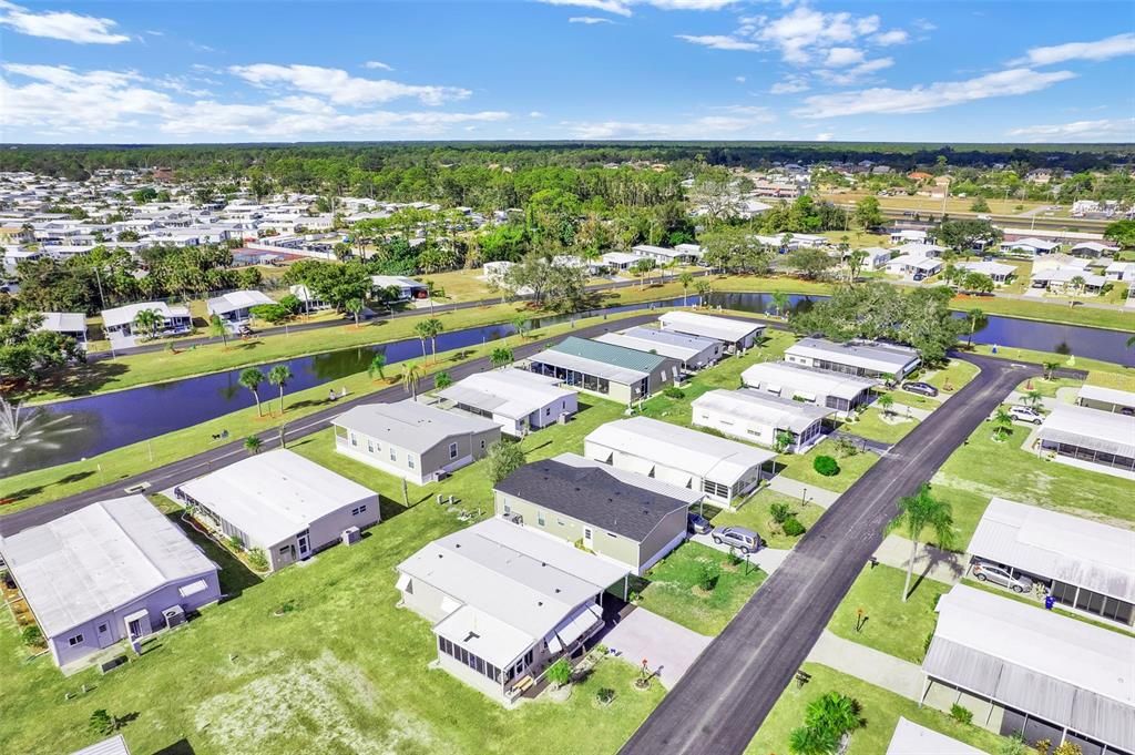 На продажу: $129,000 (2 спален, 2 ванн, 1100 Квадратных фут)