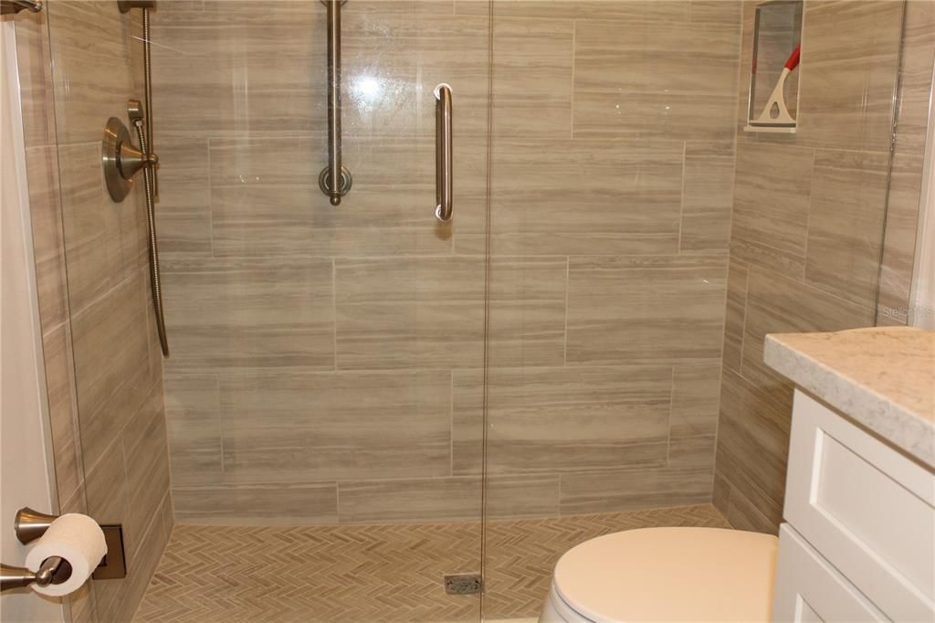 En Renta: $1,900 (2 camas, 2 baños, 1099 Pies cuadrados)