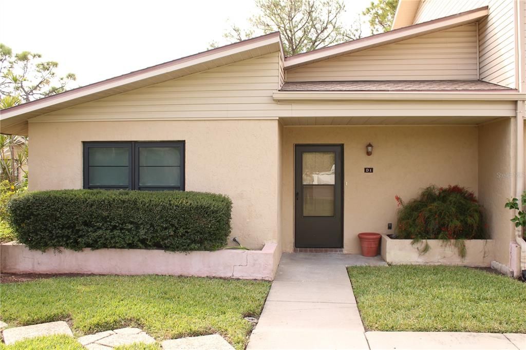 En Renta: $1,900 (2 camas, 2 baños, 1099 Pies cuadrados)