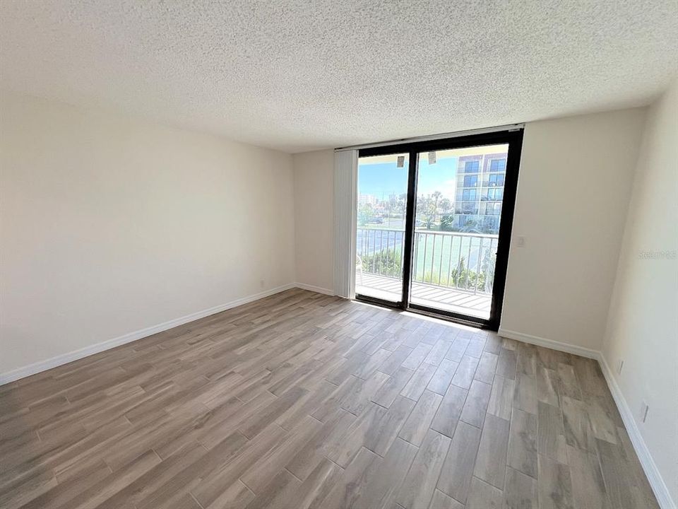 В аренду: $1,175 (1 спален, 1 ванн, 590 Квадратных фут)