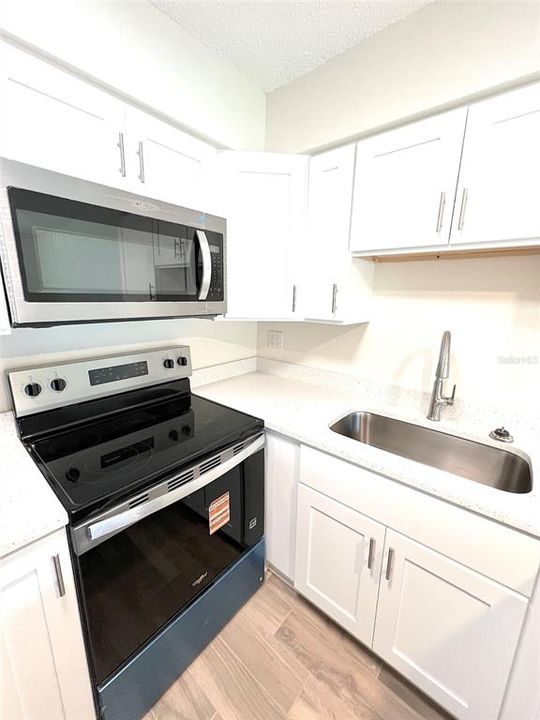 В аренду: $1,175 (1 спален, 1 ванн, 590 Квадратных фут)