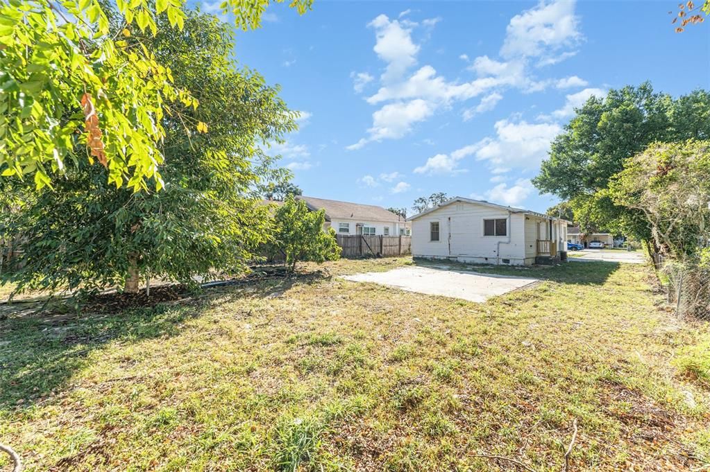 待售: $99,900 (2 贝兹, 2 浴室, 720 平方英尺)