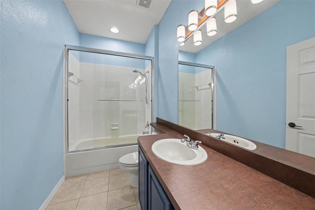 待售: $463,000 (3 贝兹, 2 浴室, 1953 平方英尺)