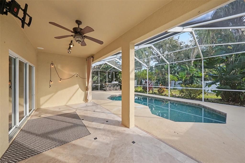 待售: $463,000 (3 贝兹, 2 浴室, 1953 平方英尺)