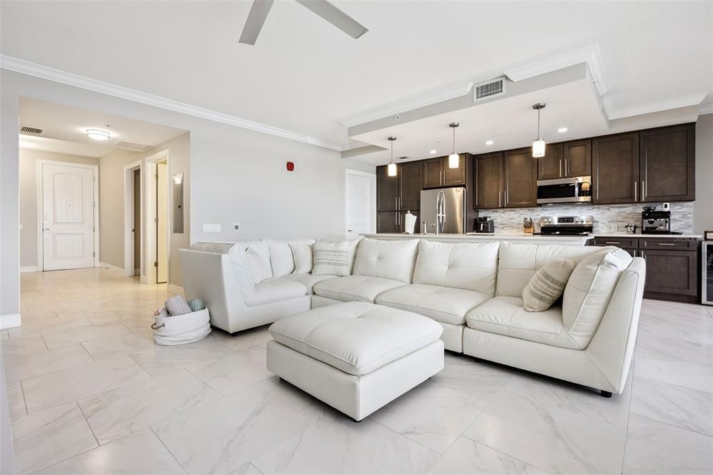 En Venta: $445,000 (3 camas, 3 baños, 1568 Pies cuadrados)