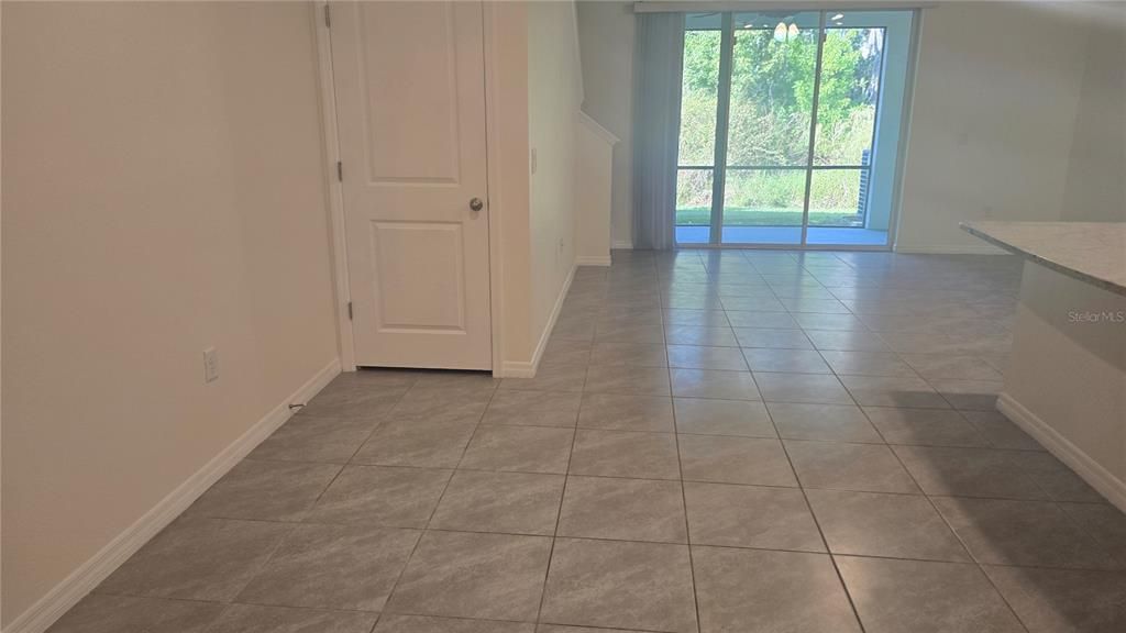 For Sale: $275,000 (3 beds, 2 baths, 1695 Square Feet)