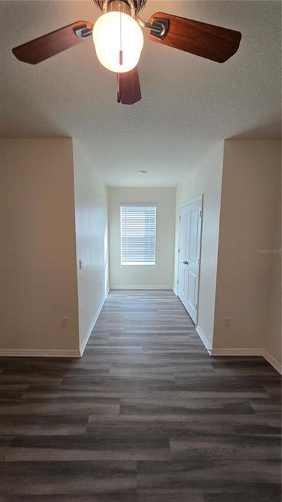 For Sale: $275,000 (3 beds, 2 baths, 1695 Square Feet)